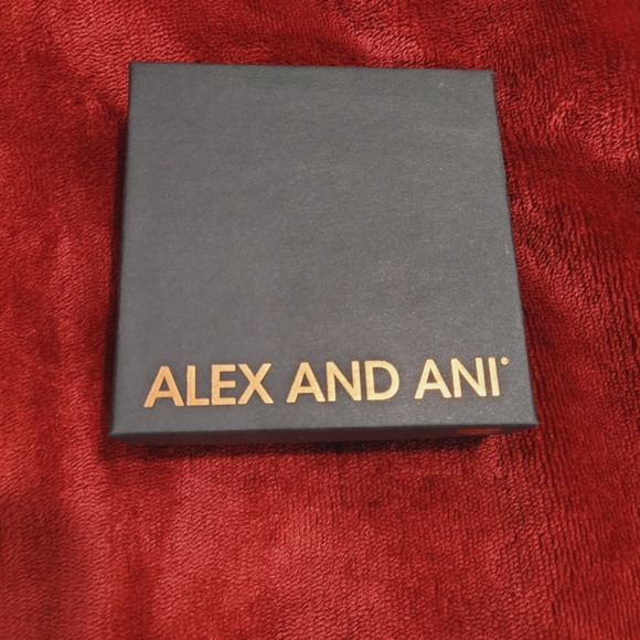 WEAR FOR GROWTH + NEW BEGINNINGS  Alex And Ani Bracelet - Picture 6 of 6